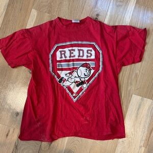 Cincinnati Reds Vintage Distressed T-Shirt - Red